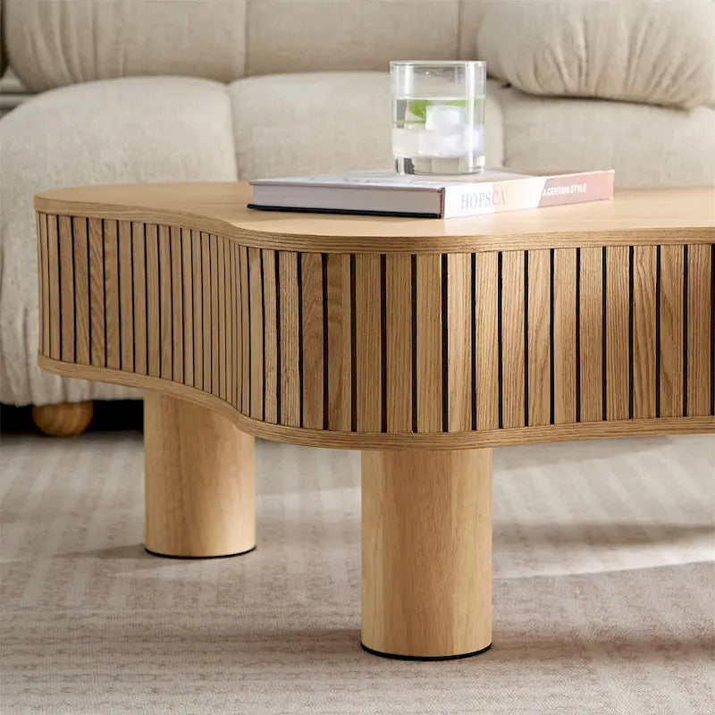 Mesa de centro irregular de 42.52 pulgadas con chapa de madera y patas de madera de caucho
