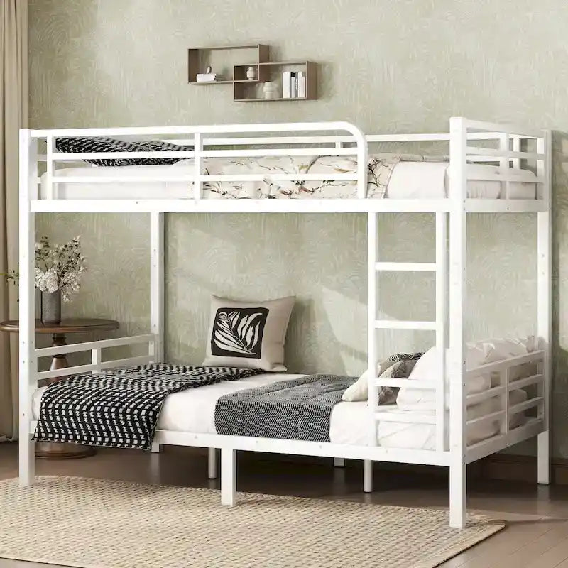 Litera de metal blanca Twin XL sobre Twin XL