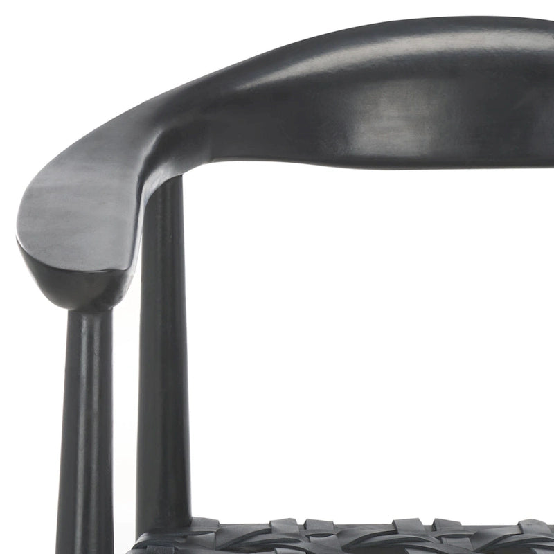 Sillón auxiliar de cuero tejido negro y madera maciza