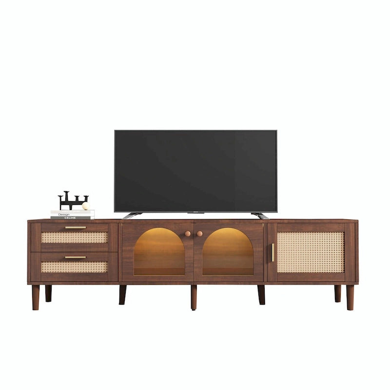 Mueble de TV inspirado en el ratán con almacenamiento para televisores de hasta 80 pulgadas