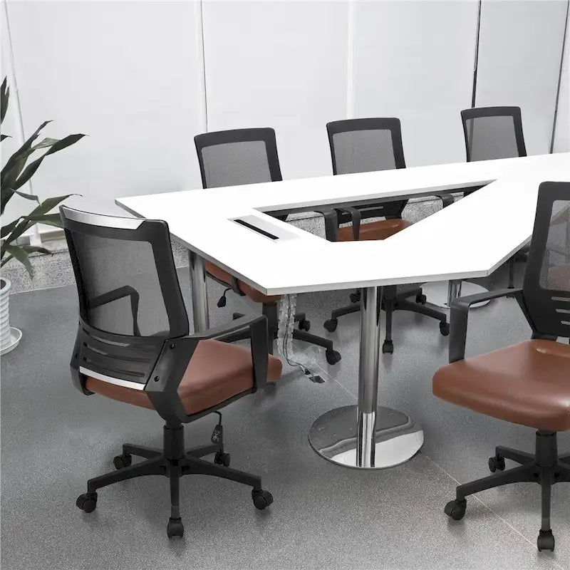 Silla de oficina de malla ajustable con soporte lumbar